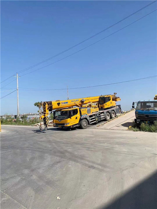 宁河区吊车作业时，可能会产生哪些额外收费项目？