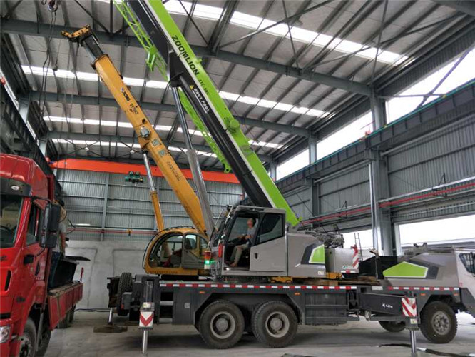 宁河区高空车出租需要注意哪些安全事项？